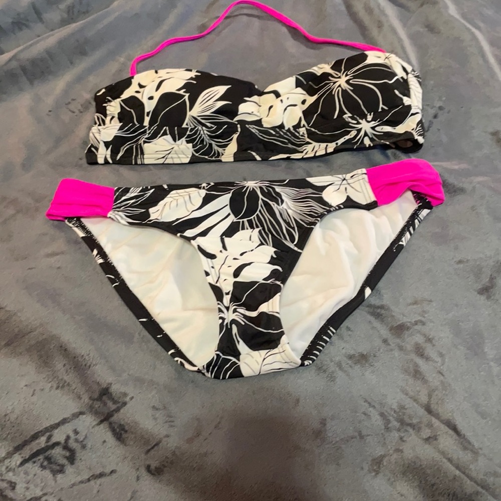Hurley bathing suit 👙